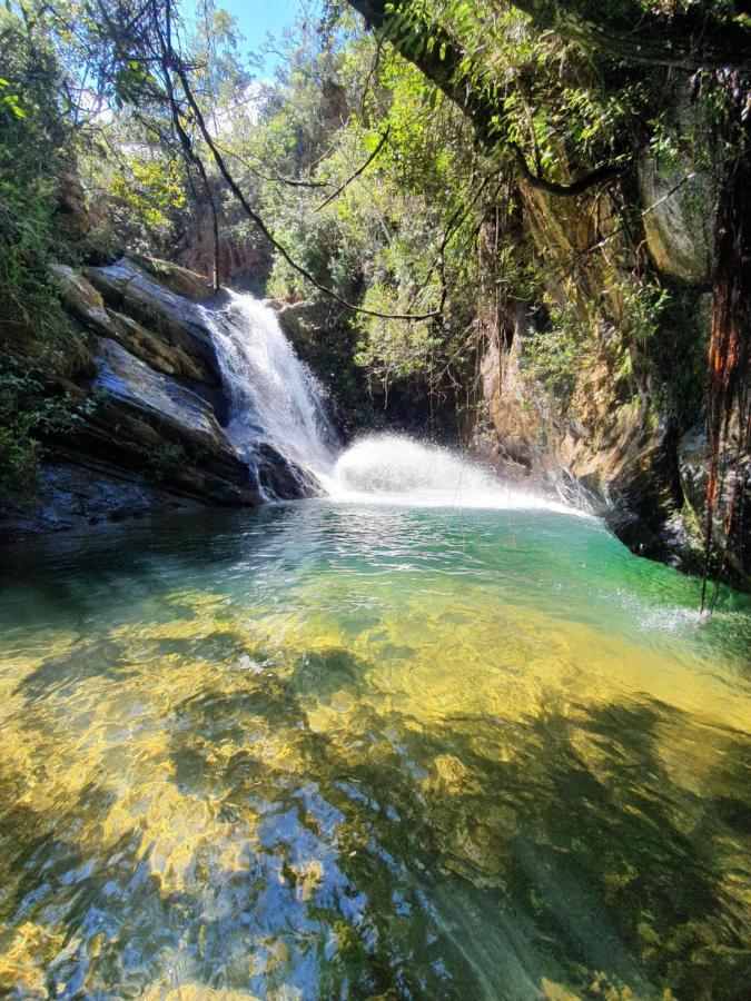 ホテル Capricho Asturiano Santo Antônio do Leite エクステリア 写真